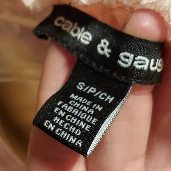 Vintage-Style Boho Tank - Picture 5 of 7